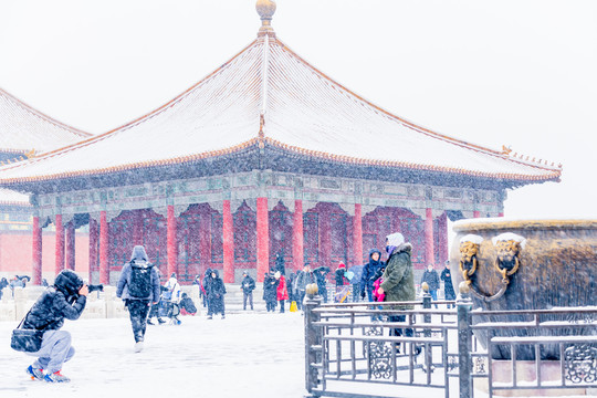 故宫古建筑屋顶雪景