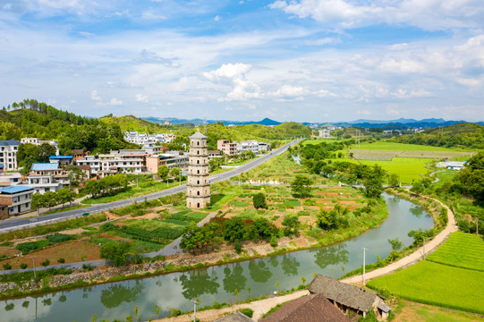 板梁古村文峰塔