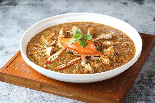梭子蟹烩豆面