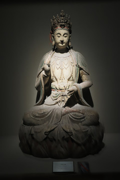 木雕菩萨像