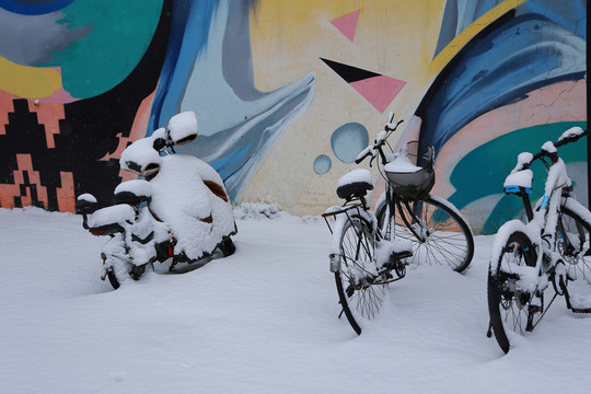 雪后单车
