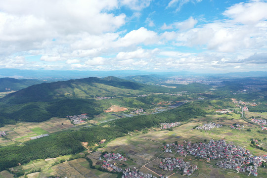 航拍江西永新烟阁乡村