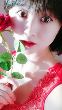 红玫瑰少女
