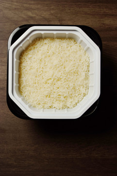 一盒大米饭
