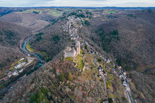 法国中世纪纳雅克城堡古城航拍