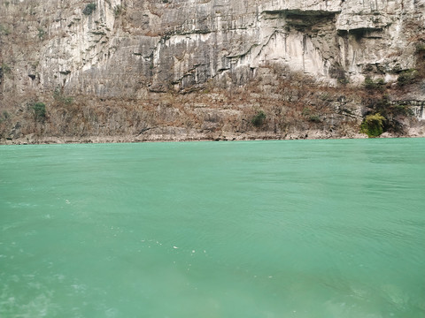 大渡河水面