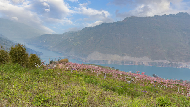 金沙江向家坝库区自然风光