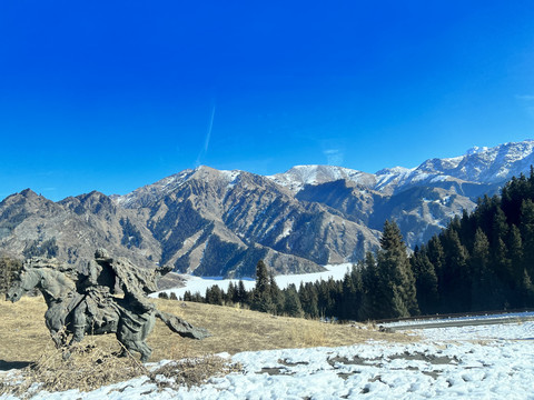 天山