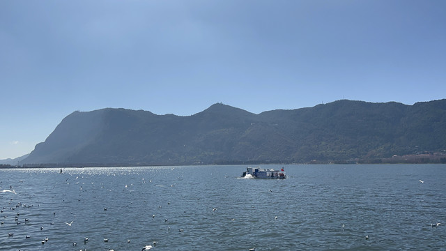 滇池西山
