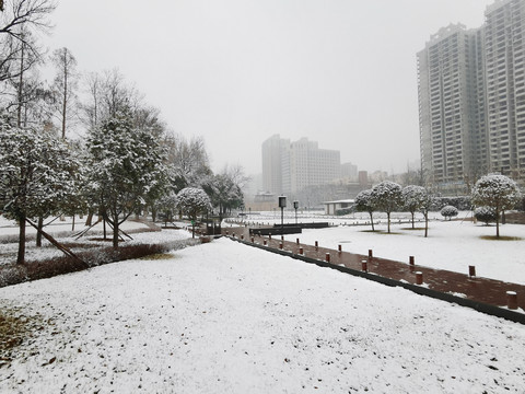 西安雪景