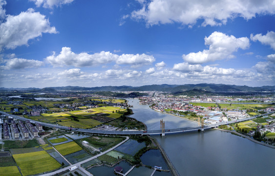 河姆渡大桥全景