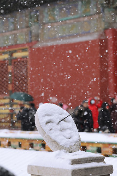 故宫日晷雪景