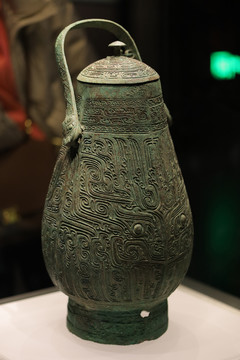青铜容器