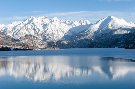 然乌湖