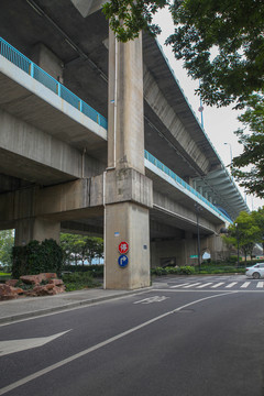 高架桥