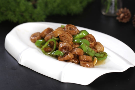 尖椒炒肥肠