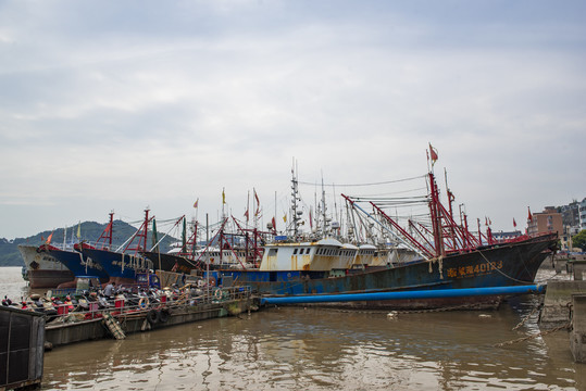 石浦港口渔船