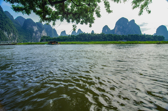 水面水波纹