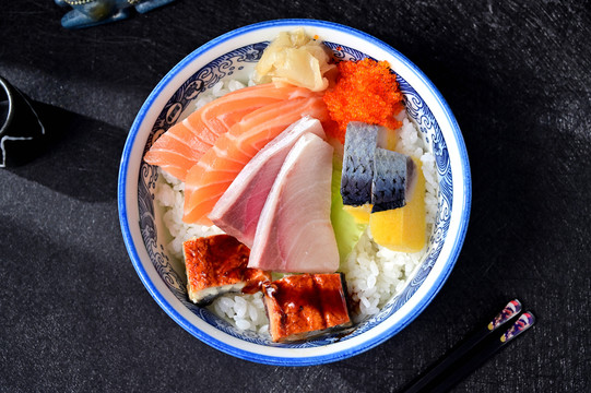 日式鱼生饭