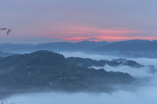 宜宾龙华古镇八仙山朝霞云海