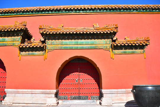 北京故宫红墙金瓦