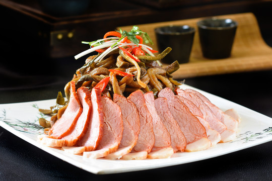 萝卜干炒腊肉