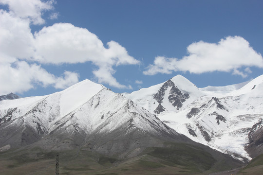 昆仑雪山