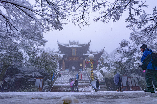 苏州穹窿山上真观雪景