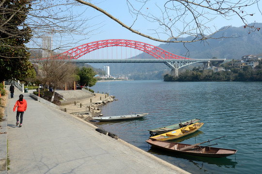 长阳彩虹桥