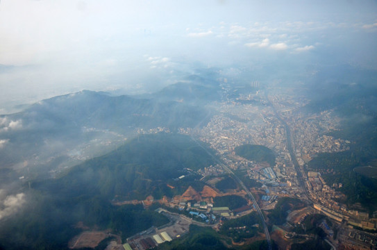 山区城市风光鸟瞰