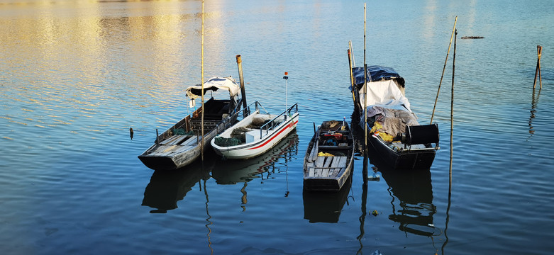 珠江孤独的渔舟