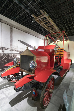 老式消防车