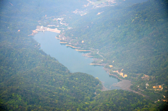 山区水库