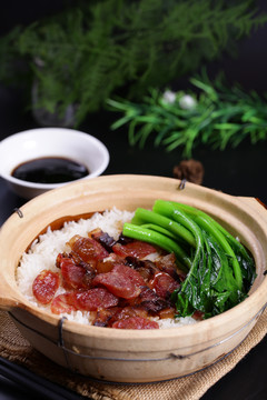 煲仔饭