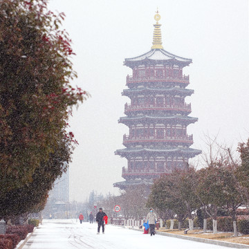 朱樱塔雪景
