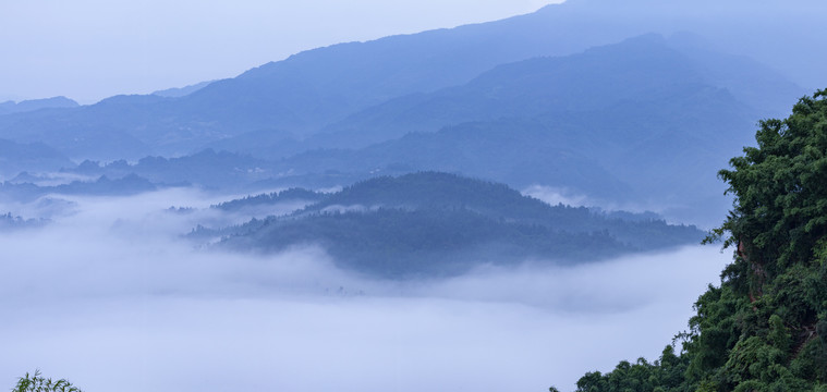 高山沟壑水墨仙境