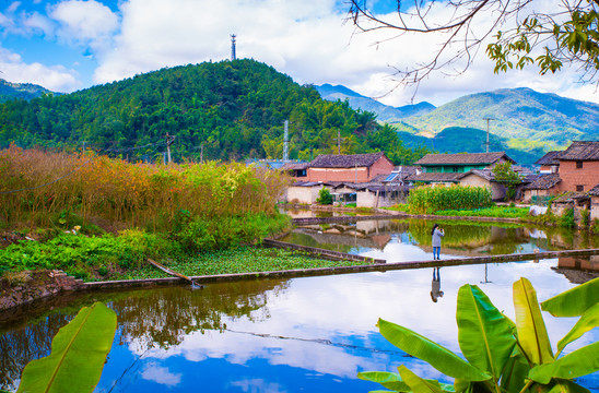 小山村