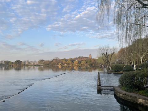 杭州西湖景区雷峰塔风光