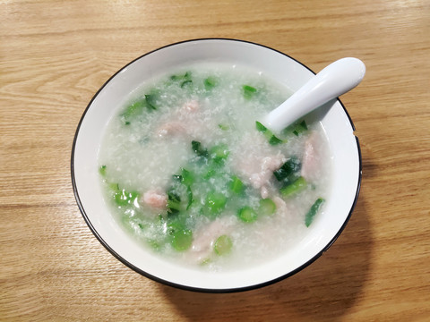 广式蔬菜瘦肉粥