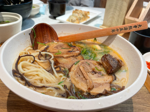豚骨拉面