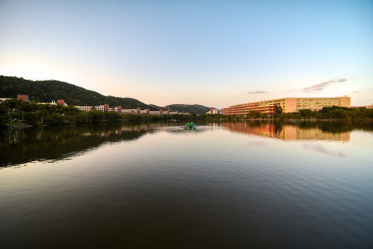 珠海科技学院校园风光