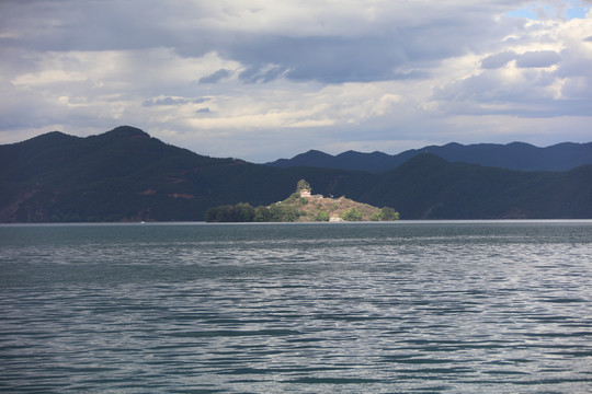 泸沽湖风光