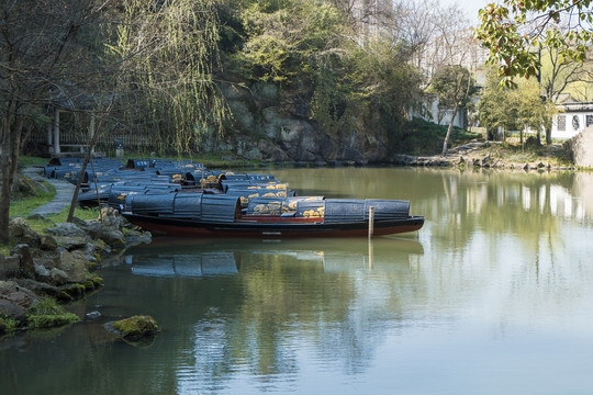 绍兴东湖景区