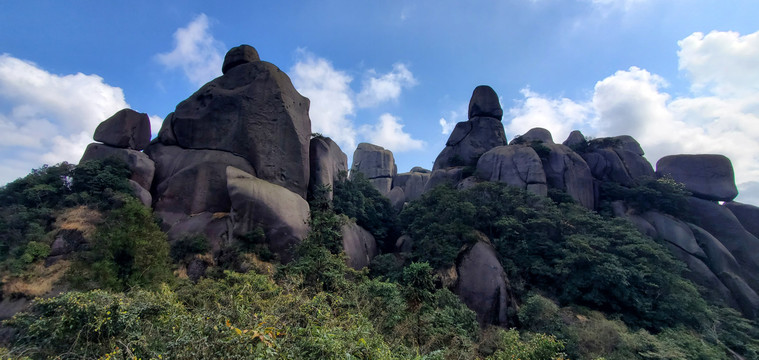 高山奇石