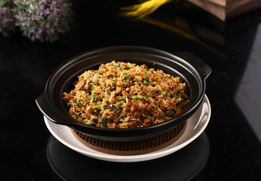 菌皇牛肉粒炒饭