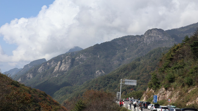 秦岭分水岭