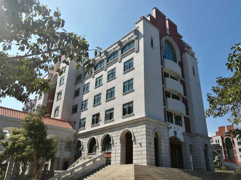 厦门大学