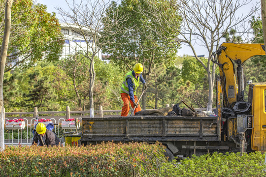 道路养护工人