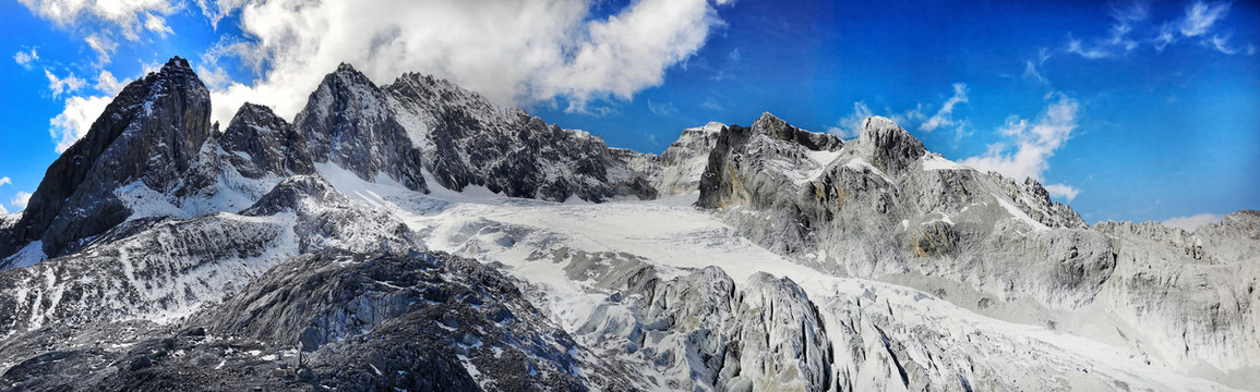 雪山山脉