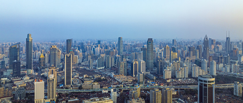 上海清晨城市天际线全景